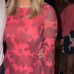 Chic Long Sleeve Floral Dress in Vibrant Red